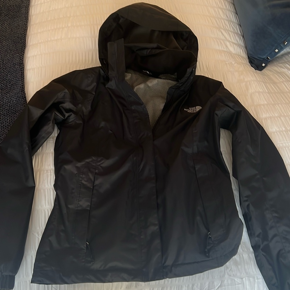 North face women’s black hooded waterproof jacket xs
